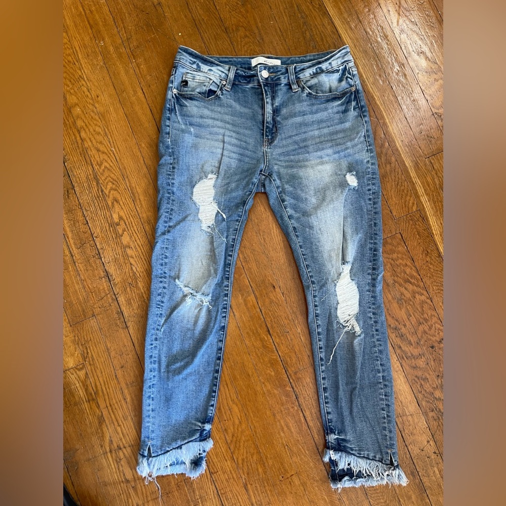 KanCan Distressed Mid Rise Demin Jeans